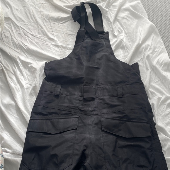 Burton Black Gore-Tex Jacket - Picture 3 of 4